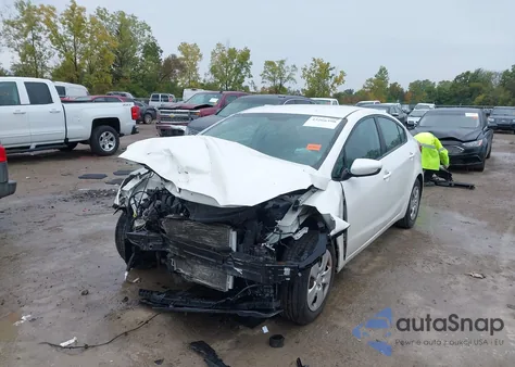 2017 Kia Forte Lx из США, поврежденный, VIN 3KPFL4A77HE102533